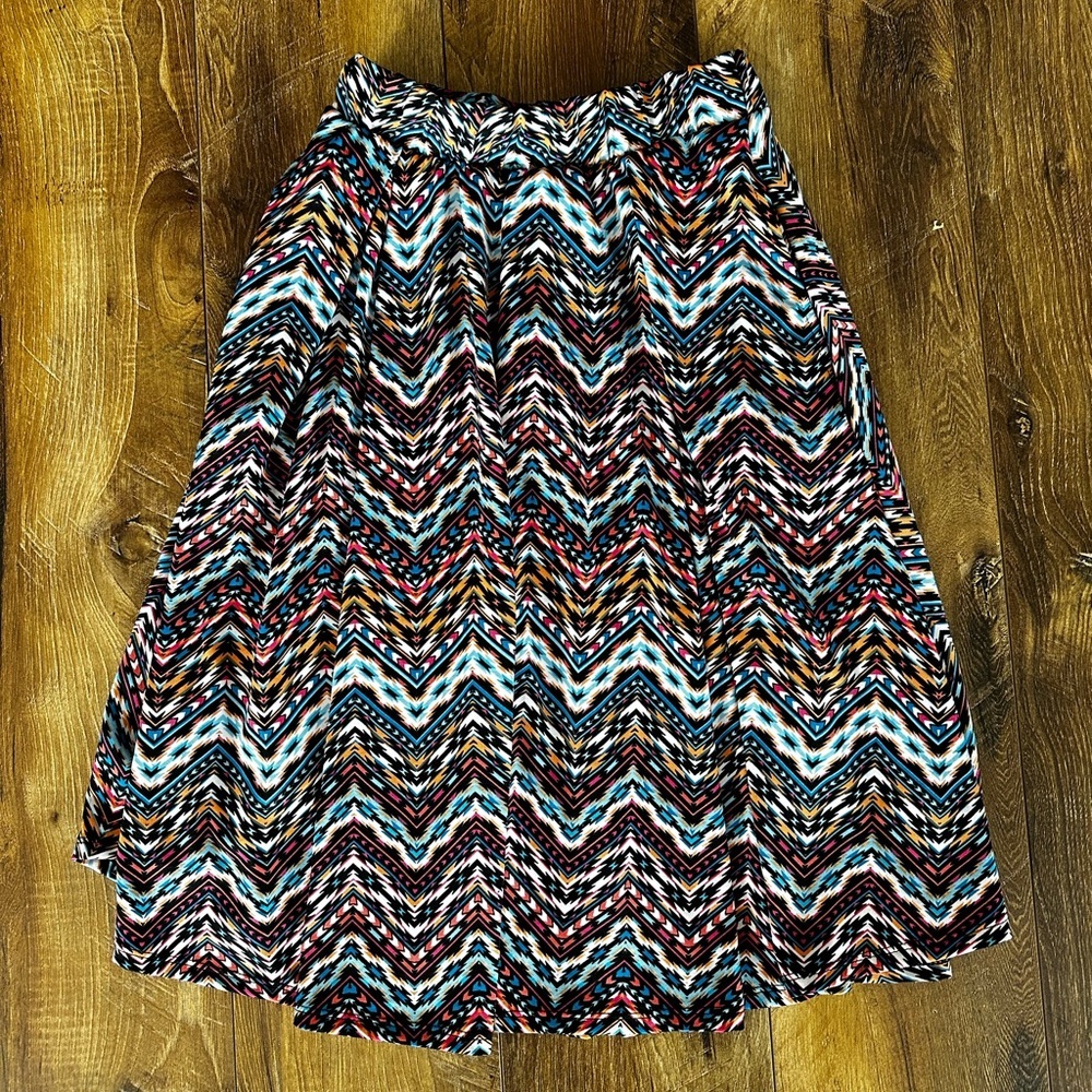 LuLaRoe Multicolor Chevron Skirt